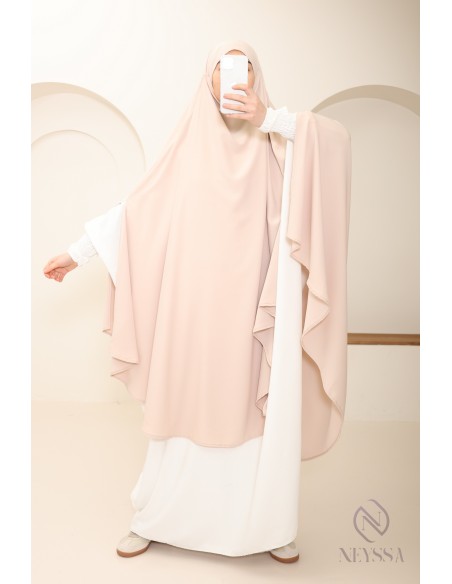 Long khimar 2 fentes en soie de Médine femme musulmane voilée. Parfait pour le quotidien.