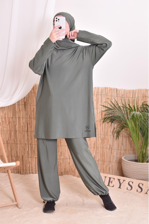 khaki bath burkini for veiled woman, resistant fabric, dries quickly