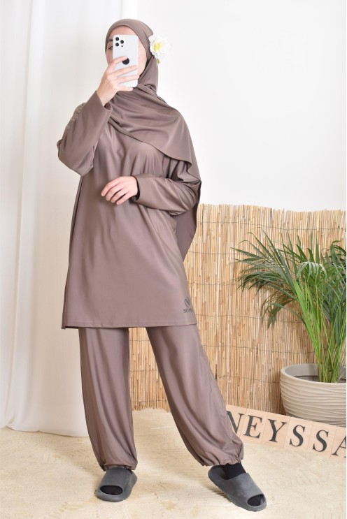 Lange Badeburkini mit Hijab, bequem und schnell trocknend, by Neyssa