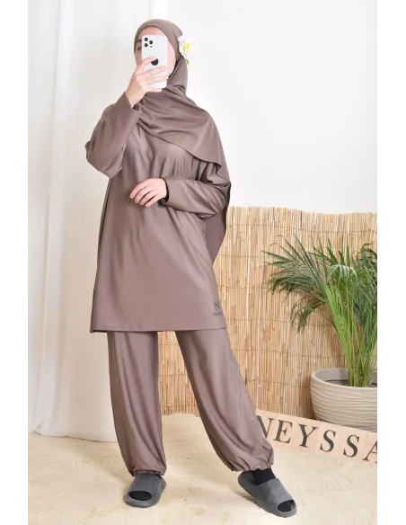 Long burkini de bain avec hijab, confortable et sèche vite, by Neyssa