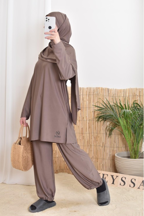 Long burkini de bain avec hijab, confortable et sèche vite, by Neyssa