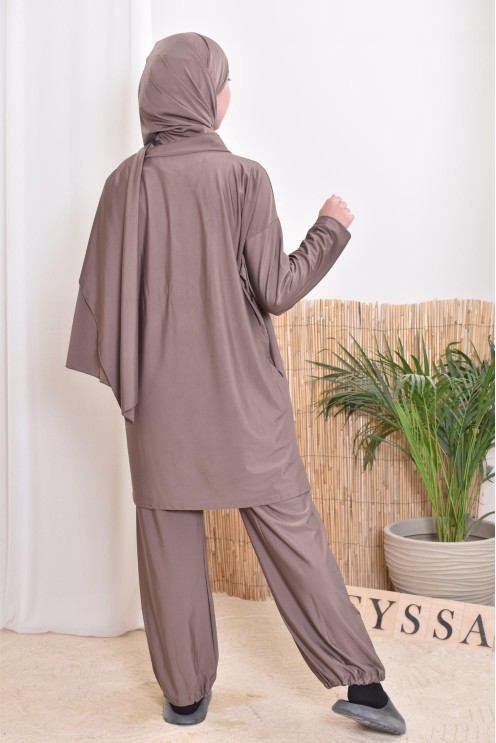 Long bath burkini with hijab, comfortable and dries fast, by Neyssa
