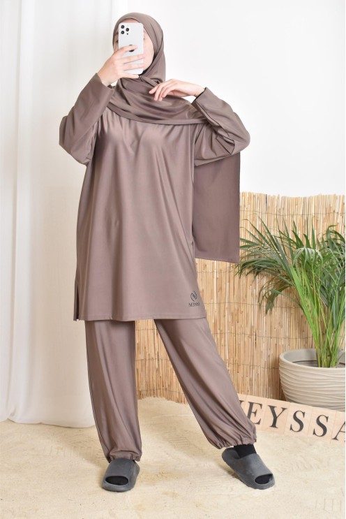 Long bath burkini with hijab, comfortable and dries fast, by Neyssa