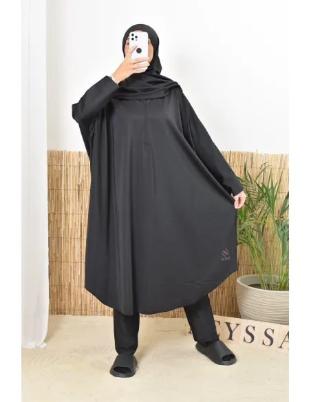 Schwarzer Badeburkini mit extra weitem Schmetterlingsschnitt, schnell trocknend
