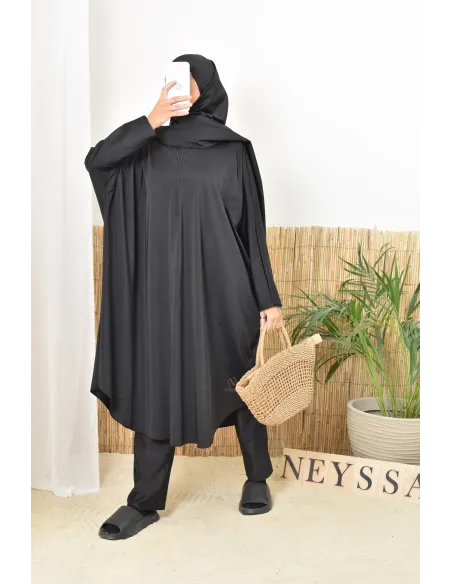 Schwarzer Badeburkini mit extra weitem Schmetterlingsschnitt, schnell trocknend