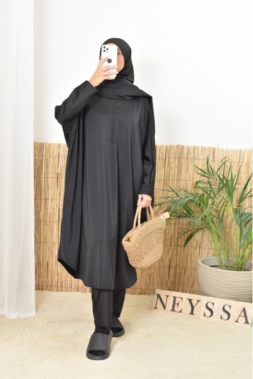 Schwarzer Badeburkini mit extra weitem Schmetterlingsschnitt, schnell trocknend