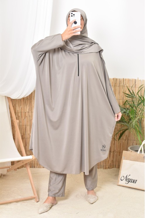 Burkini de bain taupe parfait pour les vacances 2024, confection Neyssa