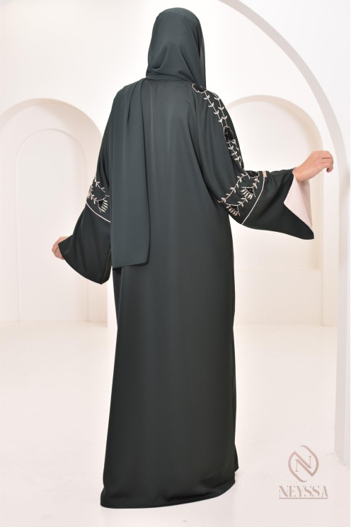 Robe kimono Dubaï 4 pièces avec perles aux détails floraux, pour l'Aïd 2024