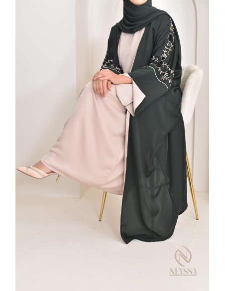 Robe kimono Dubaï 4 pièces avec perles aux détails floraux, pour l'Aïd 2024