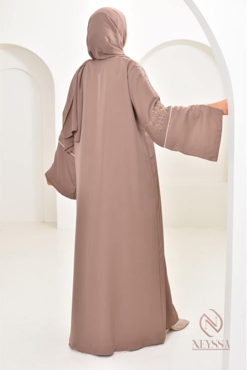 Dubai Kimono Dark Nude Kleid Set 4 Stück von Neyssa für Eid