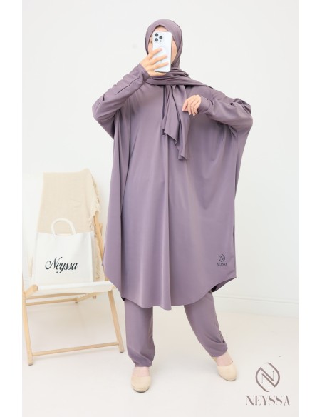 Dezent geschnittener langer Schwimm-Burkini für verschleierte Frauen