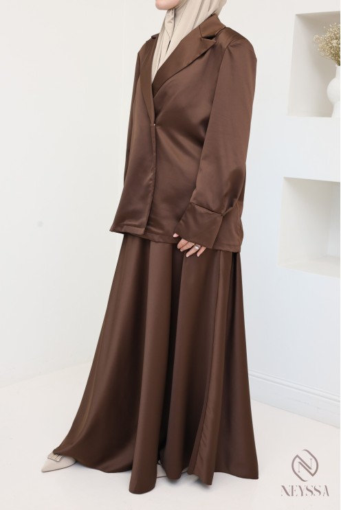 Long flared skirt and blazer set for women