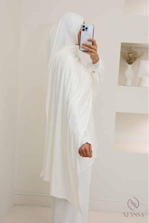 Light, opaque cotton modal hijab ideal for all seasons