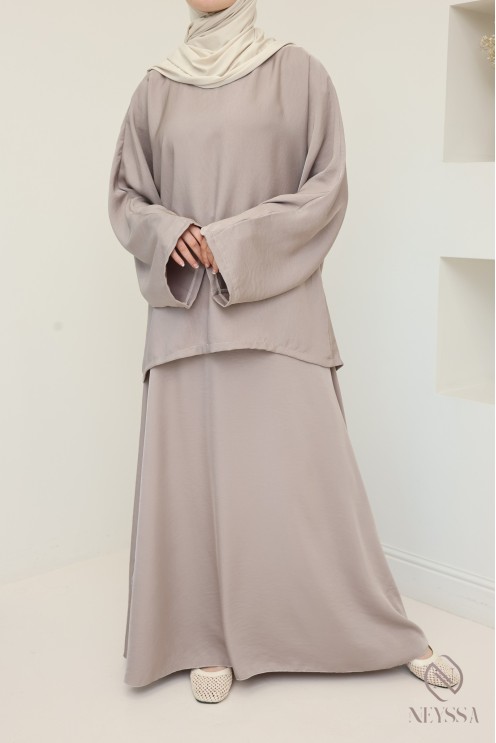Veiled woman fluid set: long tunic and elastic skirt