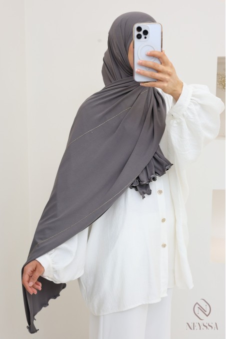 Hijab jersey premium wavy avec liseré de strass, tendance hijabi