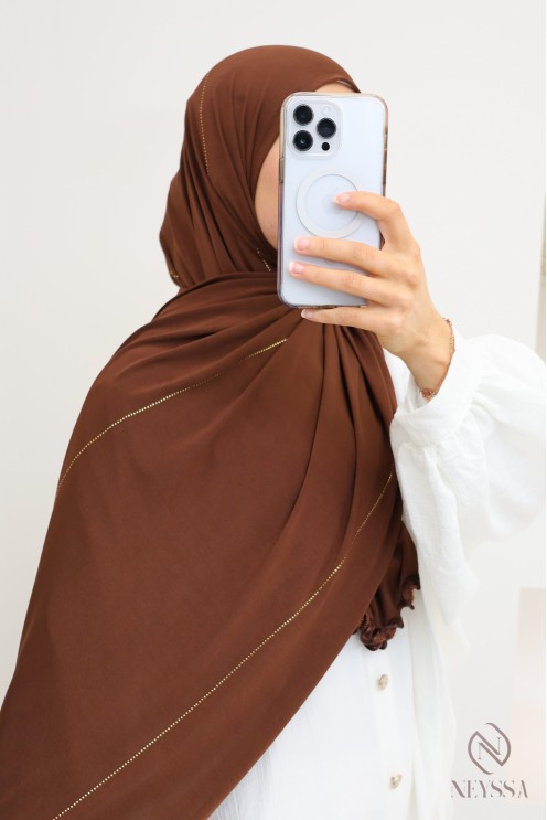 Hijab jersey premium wavy avec liseré de strass, tendance hijabi