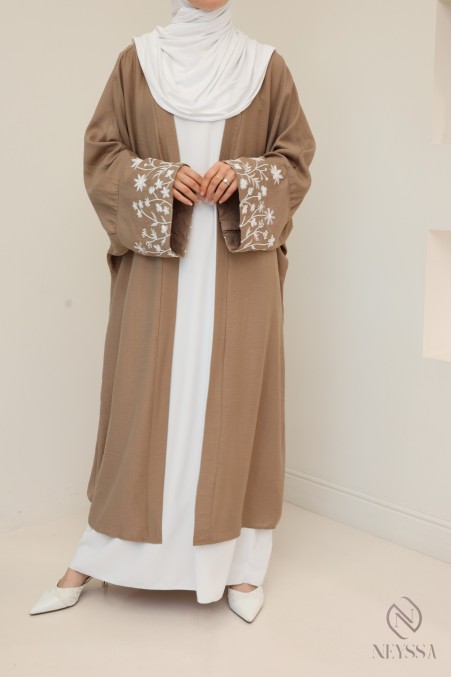 Kimono with embroidered flowers on sleeves, linen-effect fabric