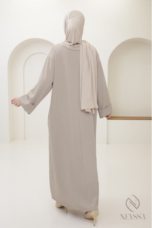 Abaya Frauen mit langen, weiten Ärmeln moderne verschleierte Frauen