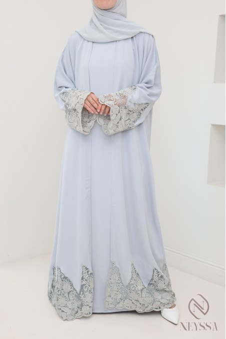 Abaya Dubaï kimono gris avec broderie, tissu haute qualité en Nidah