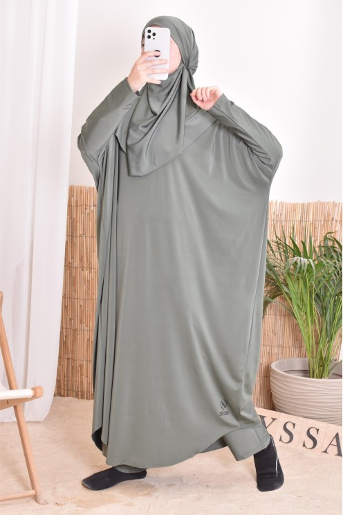 Badejilbab mit Khimar, Kleid und integrierter Badehose, ideal zum Baden.