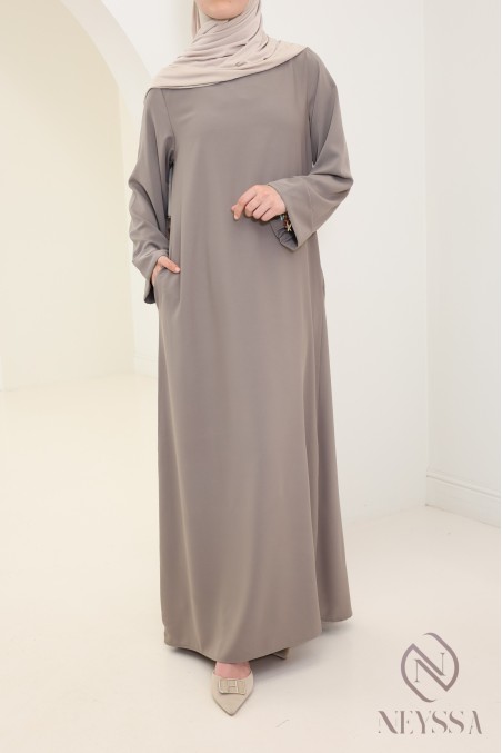 Abaya simple robe longue mastour soie de Médine pour femme voilée