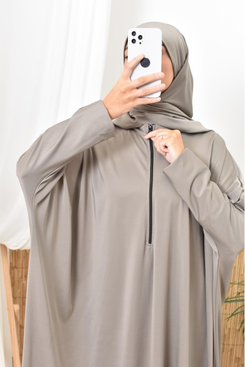Bademantel-Jilbeb verschleierte Damen, lange Tunika und Bade-Khimar
