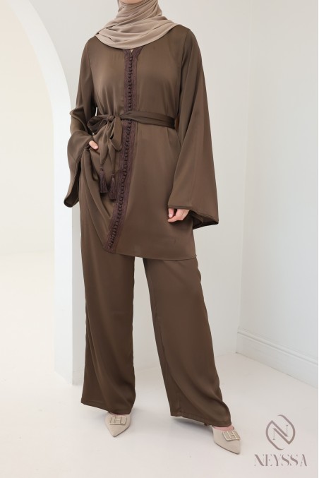 Women's 2-piece kaftan-style outfit with sfifa and palazzo hijabi