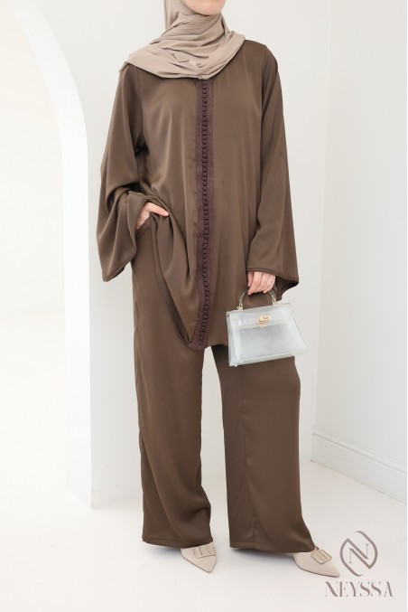 Women's 2-piece kaftan-style outfit with sfifa and palazzo hijabi