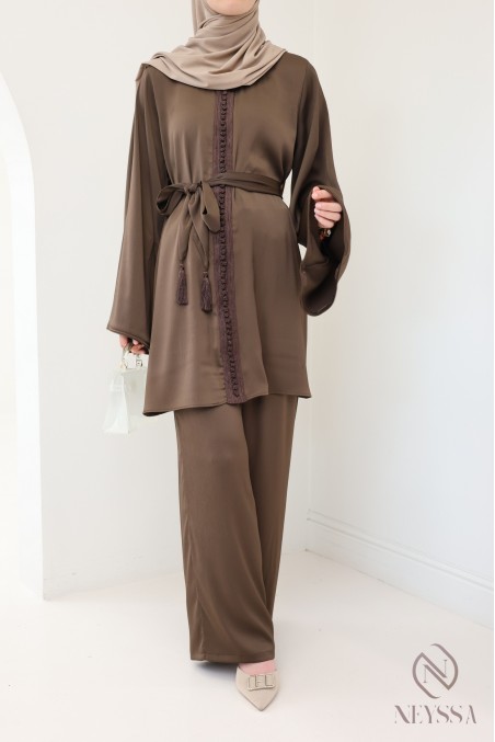 Women's 2-piece kaftan-style outfit with sfifa and palazzo hijabi