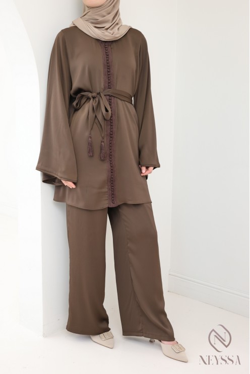 Women's 2-piece kaftan-style outfit with sfifa and palazzo hijabi