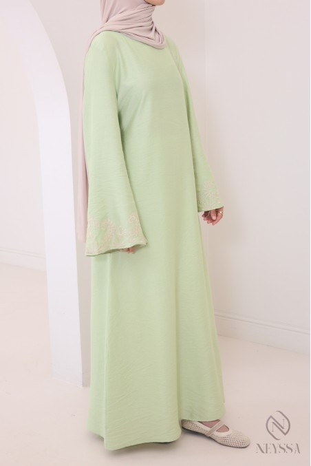 Abaya longue brodée manches évasée femme hijabi pour l'été