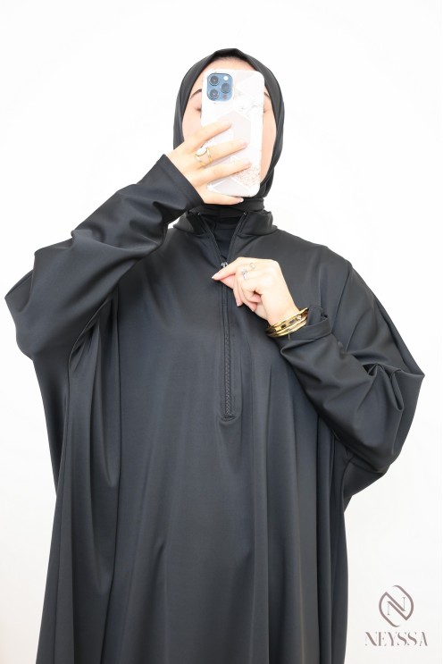Schwarzer Badeburkini mit integrierter Kapuze, lockerer Schnitt