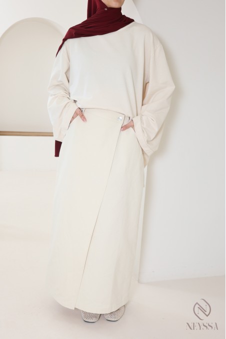 Long cream skirt without slits for trendy hijabi women