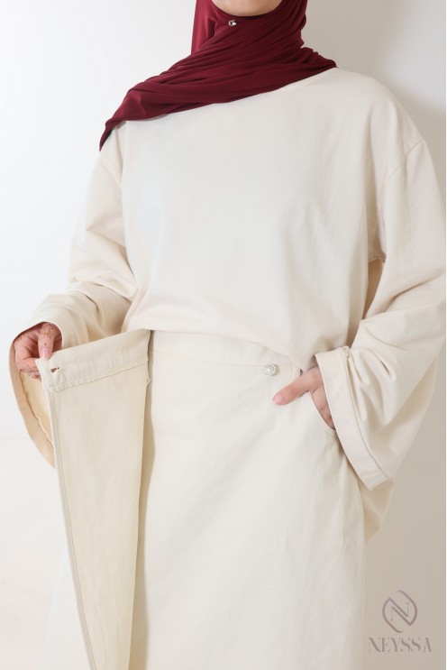 Long cream skirt without slits for trendy hijabi women