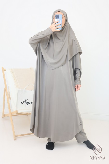 Women’s veiled bath jilbeb, long tunic, palazzo and bath khimar