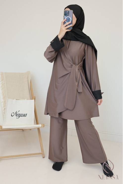 Burkini long taupe avec tunique à nouer pour femme hijabi moderne