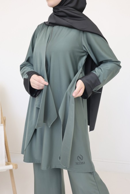 Moderner khakifarbener Burkini für Damen mit trendigem Bindegürtel