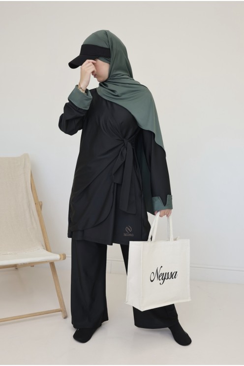 Trendiger schwarzer Burkini, Tunika zum Binden und Ärmel mit Umschlag