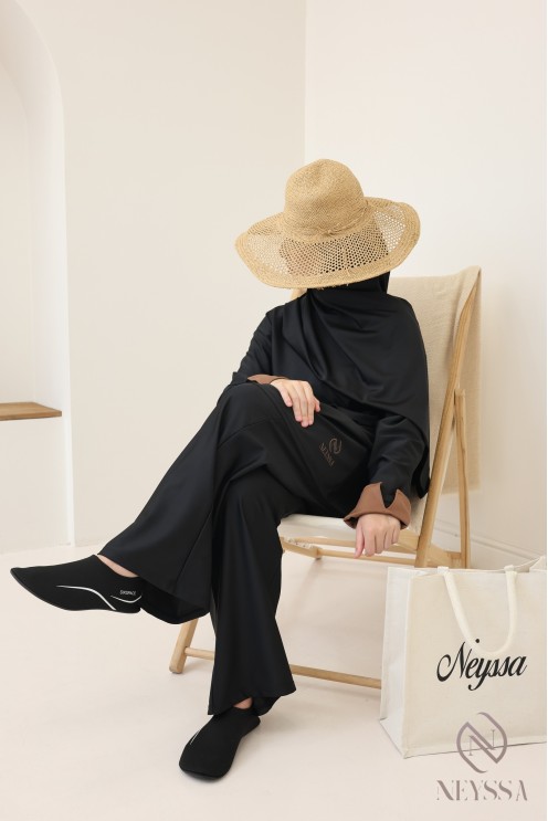 Burkini noir femme avec tunique longue à nouer, manches revers