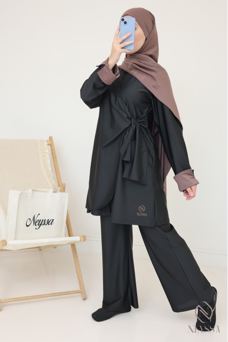 Burkini Schwarz mit Hijab zum Binden Pepper Corn verschleierte Frau