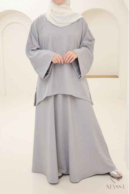 Ensemble tunique jupe longue moderne et modeste, idéal femme hijabi