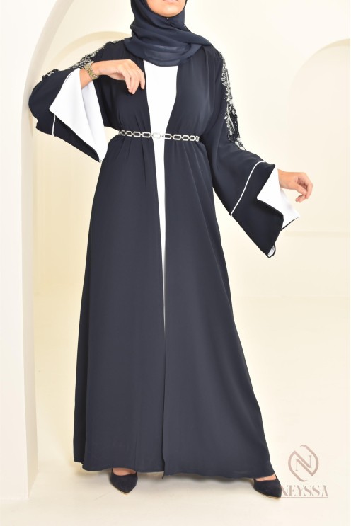 Abaya noire perlée, confection artisanale, fabriquée aux E.A.U