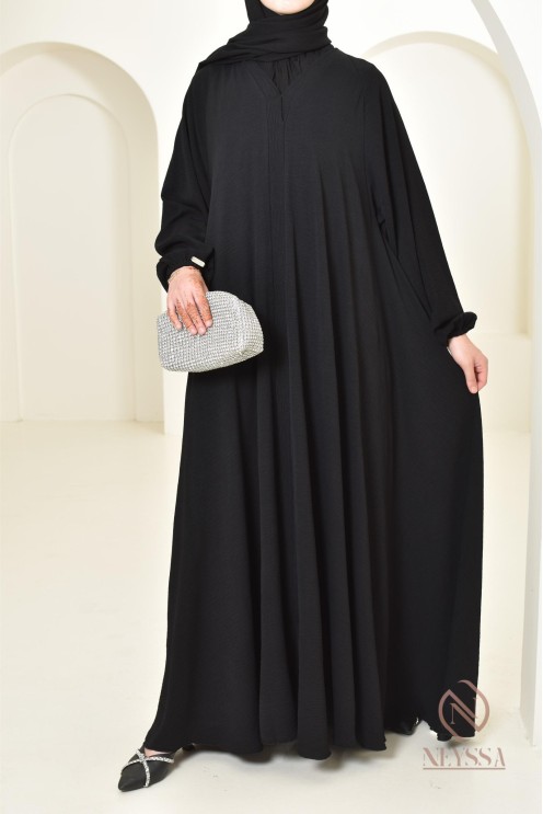 Abaya Dubaï longue noir pour Aïd al Adha 2024 Neyssa Confection