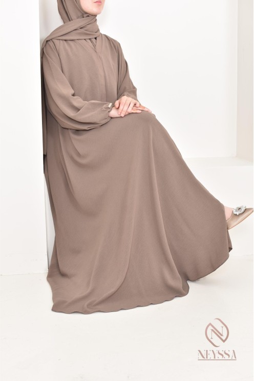 Abaya Dubaï longue taupe idéale femmes hijabi Neyssa Confection