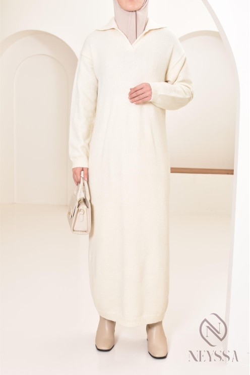 Langes Winterkleid für Frauen aus Strick, mit Polokragen und Hijab