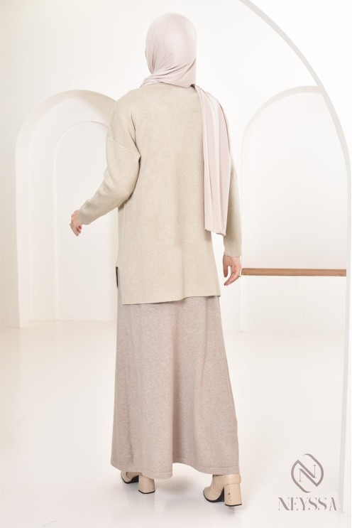 Bescheidener Pullover aus weitem Strick, Stehkragen, hijabi outfit