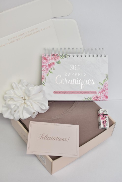 Geschenkbox für Frauen: Gebetskleidung und Erinnerungskalender