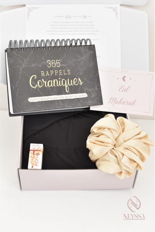 Coffret cadeau tenue de prière pour femme musulmane