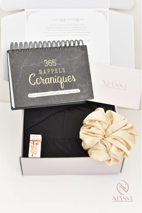 Coffret cadeau tenue de prière pour femme musulmane