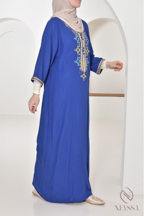 Gandoura longue d’intérieur au style traditionnel marocain